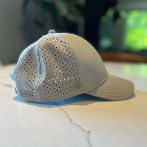 Melin A-Game Hydro SnapBack Baseball Hat/Cap Heather Gray size 58 cm